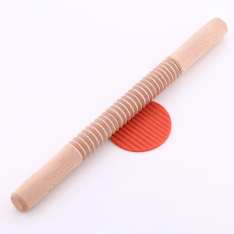 Rouleau à Pâtisserie en Bois avec Design de Filetage
